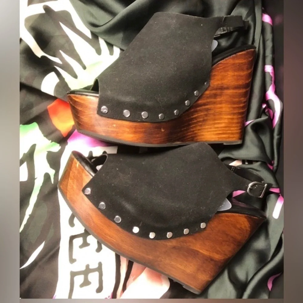 Torrid Black Wedge Sandals 9.5